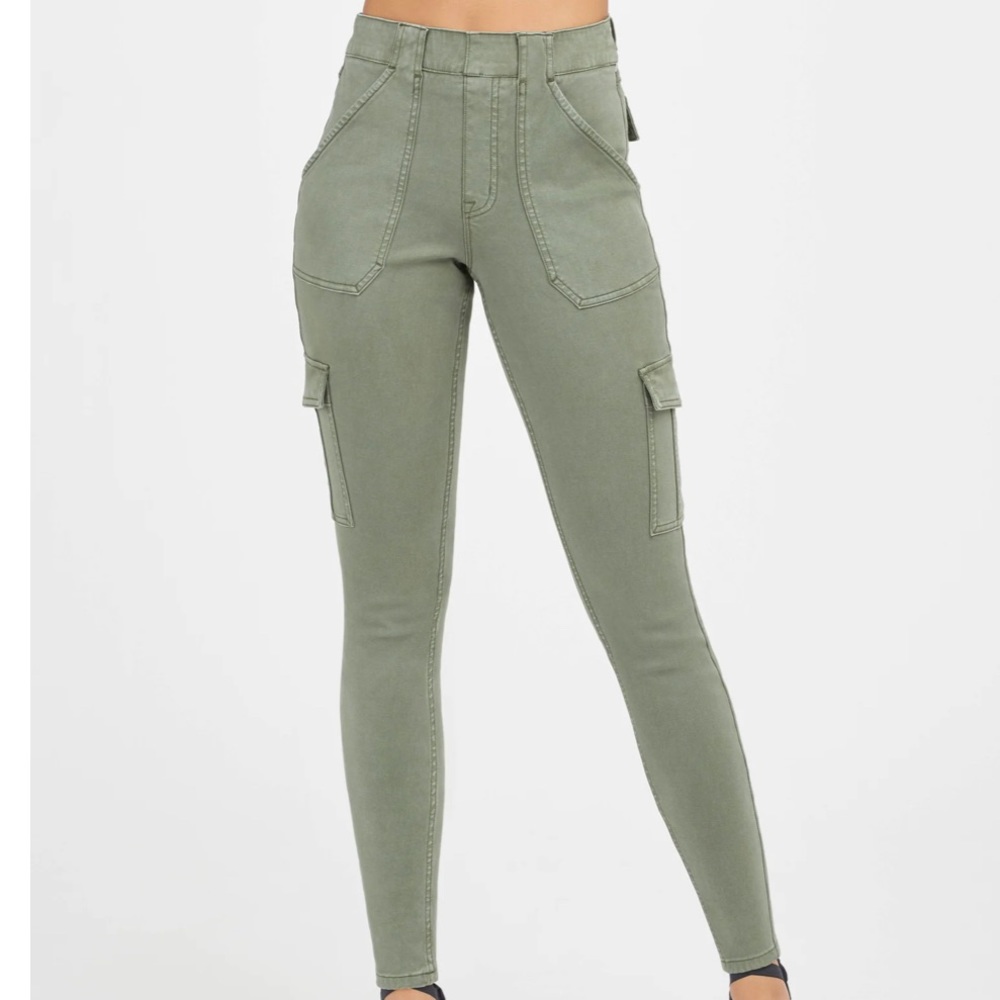 Spanx Stretch Twill Ankle Cargo Pant Small Petite